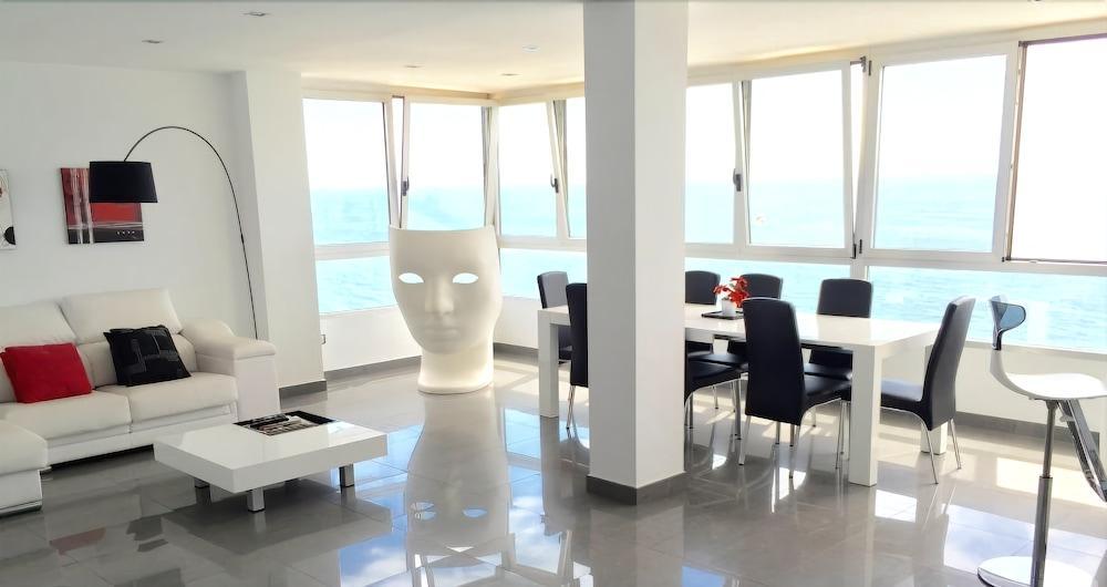 The Mask Apartment Blueline Бенидорм Екстериор снимка